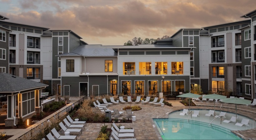 Shimmering resort-style pool Shimmering resort-style pool